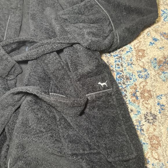 2011 VS PINK Bling Robe - Picture 2 of 6